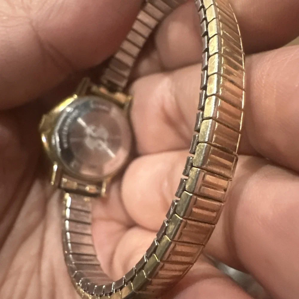 Working Vintage Luxor Automatic Gold Tone‎ Women's Swiss watch 24MM Rare Fit 7in